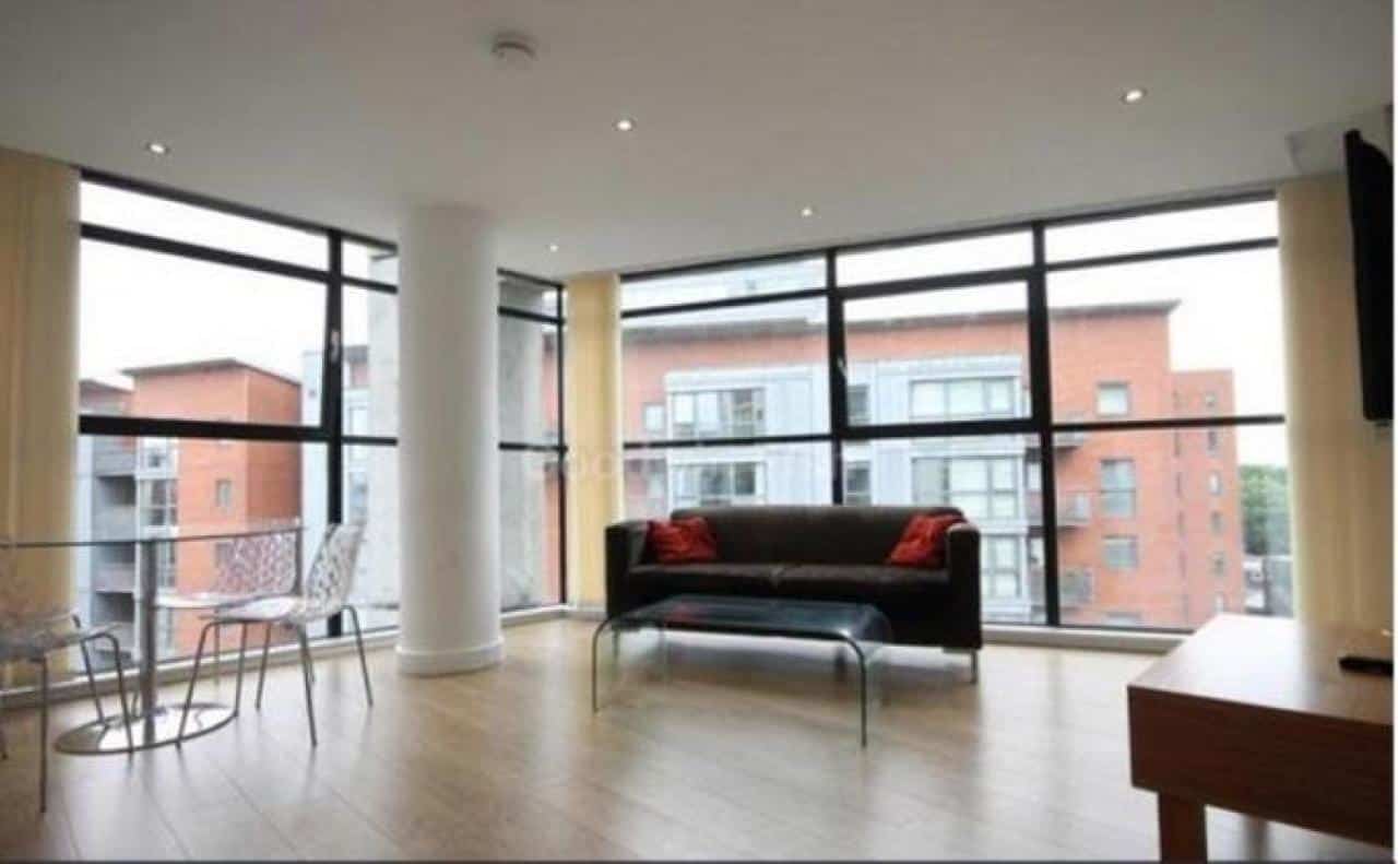 1628890353 smh 106547 hillquays2bed img 03 0000